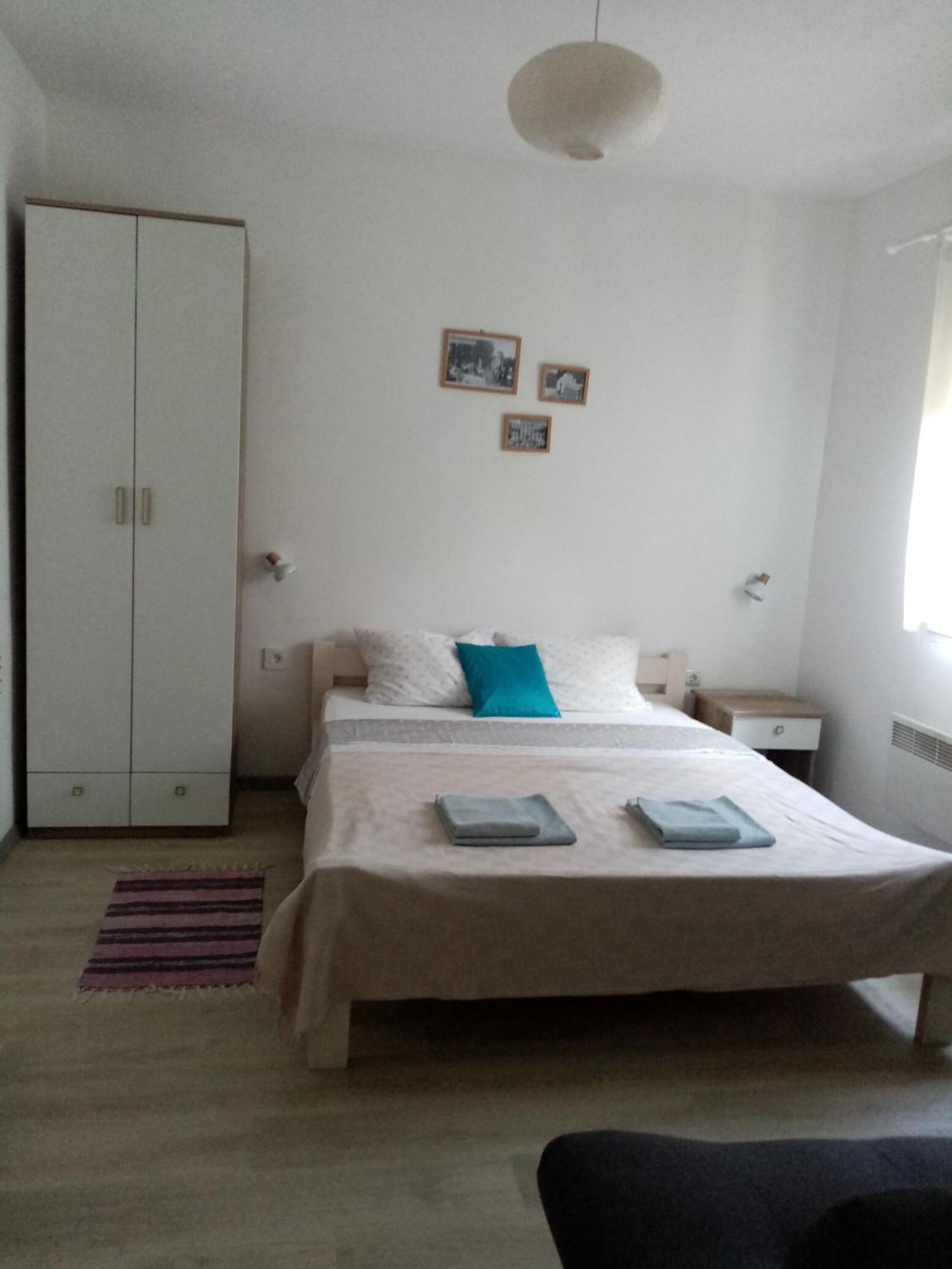 Apartman Otvoreno Polje Apartment อารันเยโลวัคส์ ภายนอก รูปภาพ